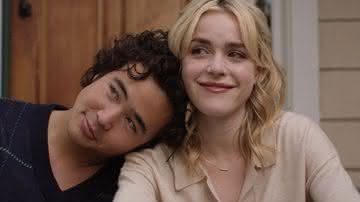 Nico Hiraga e Kiernan Shipka em "Sweethearts" - Divulgação/Max