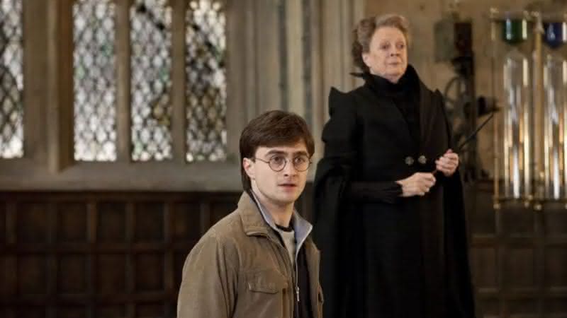 Daniel Radcliffe e Maggie Smith em "Harry Potter" - Divulgação/Warner Bros.