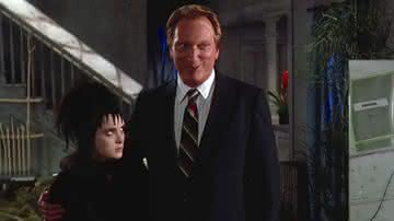 Por que Jeffrey Jones não retorna em "Beetlejuice 2"? - Divulgação/Warner Bros.