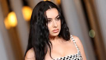 Charli XCX entra para o elenco de versão moderna de Joana D'Arc - Monica Schipper/Getty Images