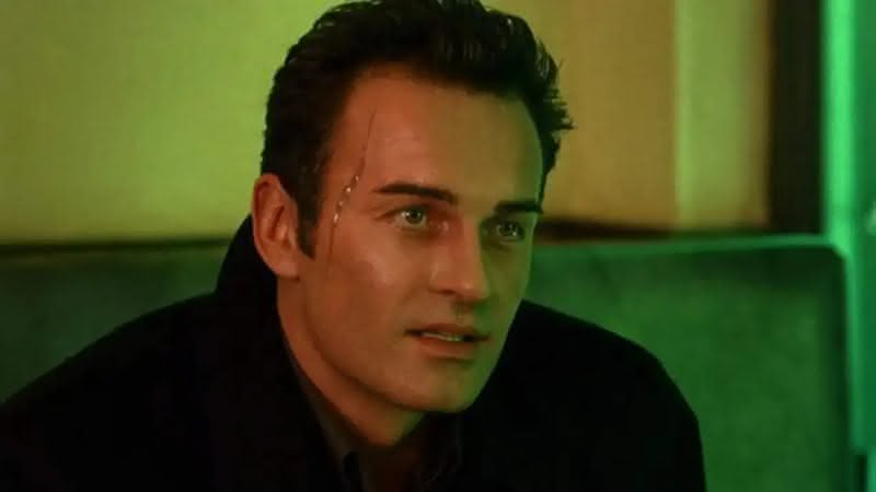 Celebridades e fãs prestam homenagens a Julian McMahon, morto aos 56 anos - Divulgação