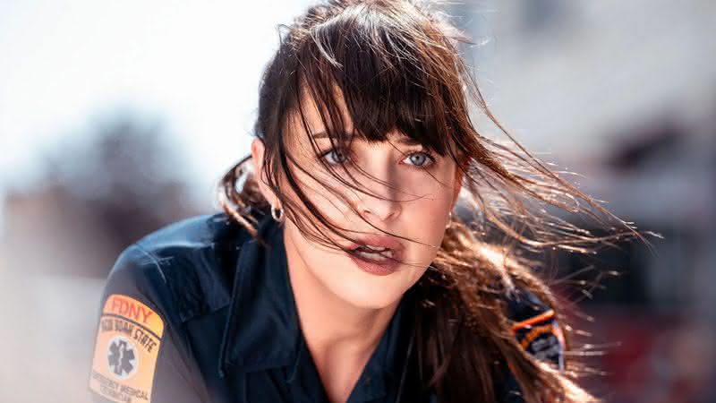 Dakota Johnson, de Madame Teia, prepara estreia como diretora em projeto pessoal e inovador - Divulgação/Sony Pictures