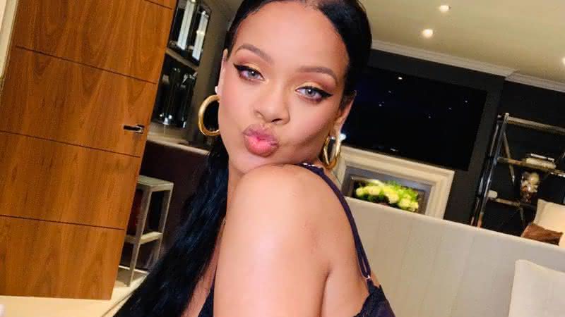 Rihanna foi entrevistada em evento de moda - Reprodução/Instagram