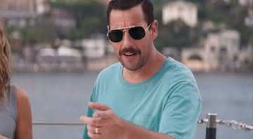 Adam Sandler no filme Mistério no Mediterrâneo, da Netflix - Netflix