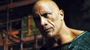 "Adão Negro": Dwayne Johnson se compara ao personagem da DC com nova foto dos bastidores - Divulgação/Warner Bros