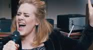 Adele em apresentação da música When We Were Young - YouTube