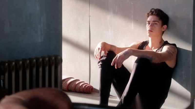 Hardin tenta esquecer Tessa no teaser oficial de "After - Para Sempre" - Reprodução: Diamond Films