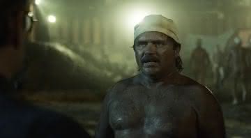 Alex Ferns participou de Chernobyl - HBO