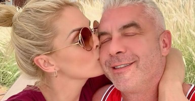 Alexandre Correa, marido da apresentadora Ana Hickmann, revelou luta contra o câncer - Reprodução/Instagram