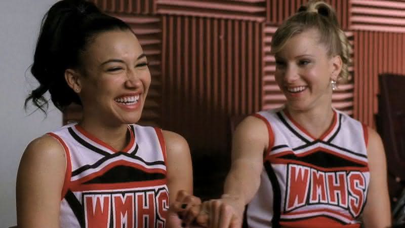 Naya Rivera e Heather Morris em cena de Glee - Divulgação/FOX