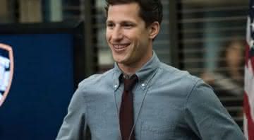 Andy Samberg é o protagonista de "Brooklyn Nine-Nine" - Divulgação/NBC