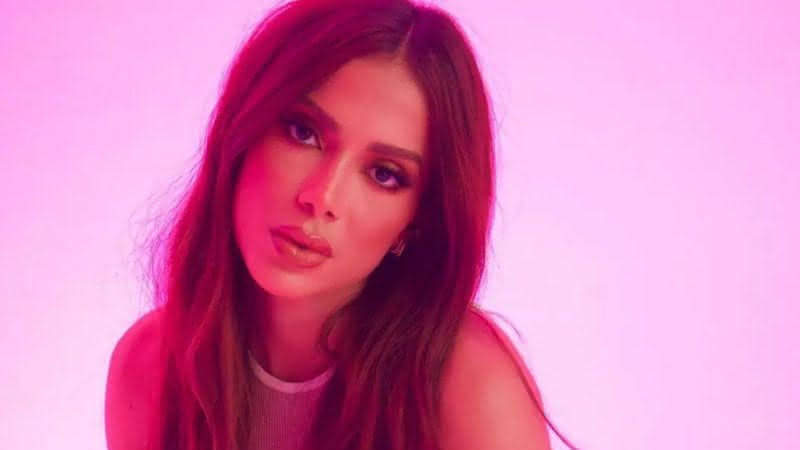 Anitta viralizou nas redes sociais com a coreografia de "Envolver" - Divulgação/Universal Music