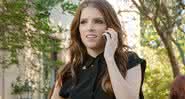 Anna Kendrick em cena de "A Escolha Perfeita 3" - Divulgação/Universal Pictures