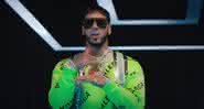 Anuel AA no clipe China - YouTube