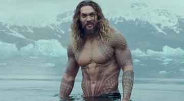 Jason Momoa como Aquaman - DC