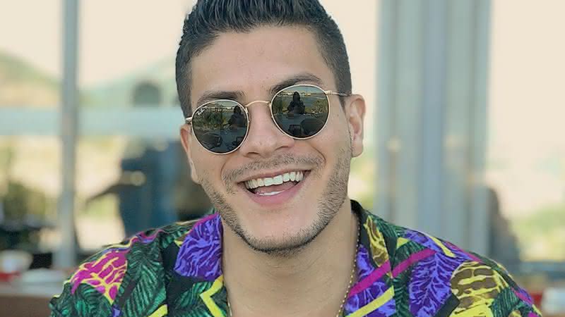 Arthur Aguiar em publicação nas redes sociais - Reprodução/Instagram