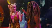 Margot Robbie em nova cena de Aves de Rapina - YouTube