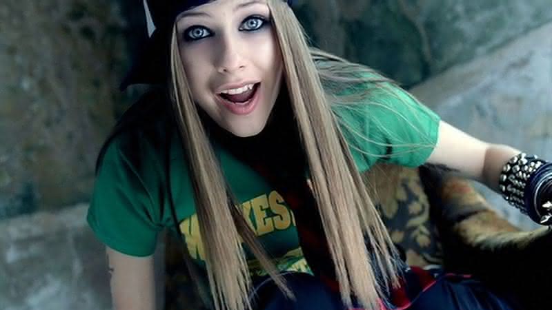 Avril Lavigne quer adaptar sua música "Sk8r Boi" em novo filme - Reprodução/Youtube