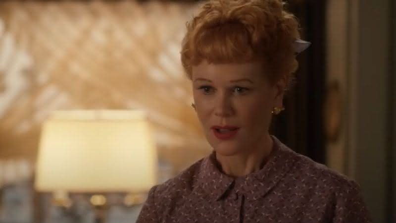 Nicole Kidman como Lucille Ball em "Being the Ricardos" - (Reprodução/Amazon Prime Video)