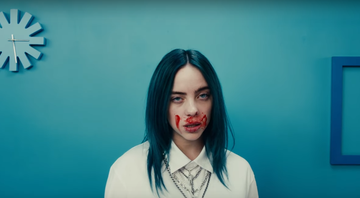 Billie Eilish no clipe do single "bad guy" - Reprodução/YouTube