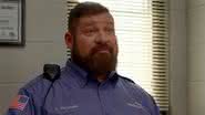 Brad William Henke, de "Orange Is The New Black", morre aos 56 anos - Divulgação/Netflix