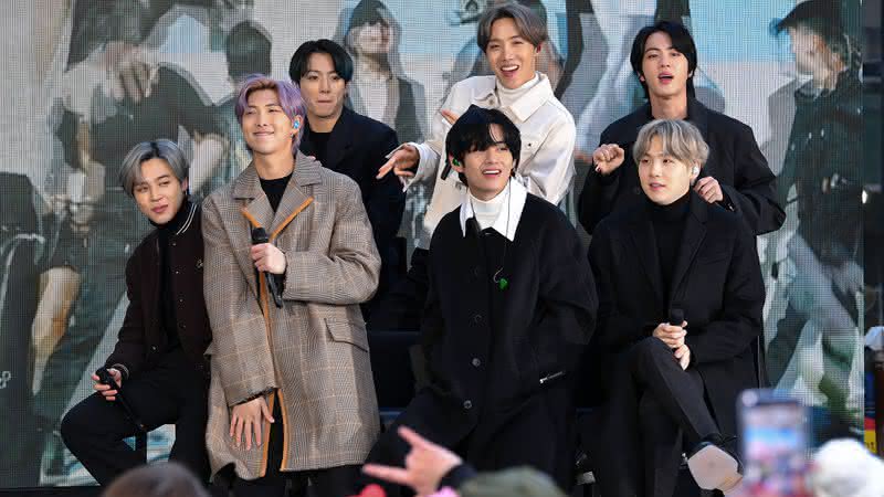 BTS no Rockefeller Plaza, Nova York, EUA - Getty Images/Dia Dipasupil