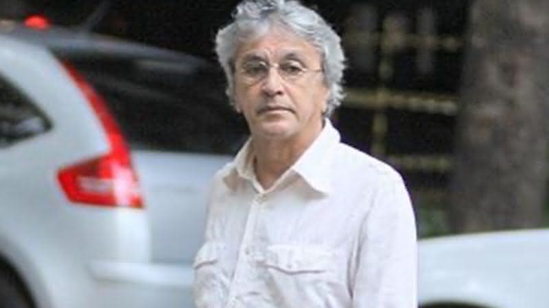 Caetano Veloso estacionando no Leblon - Reprodução