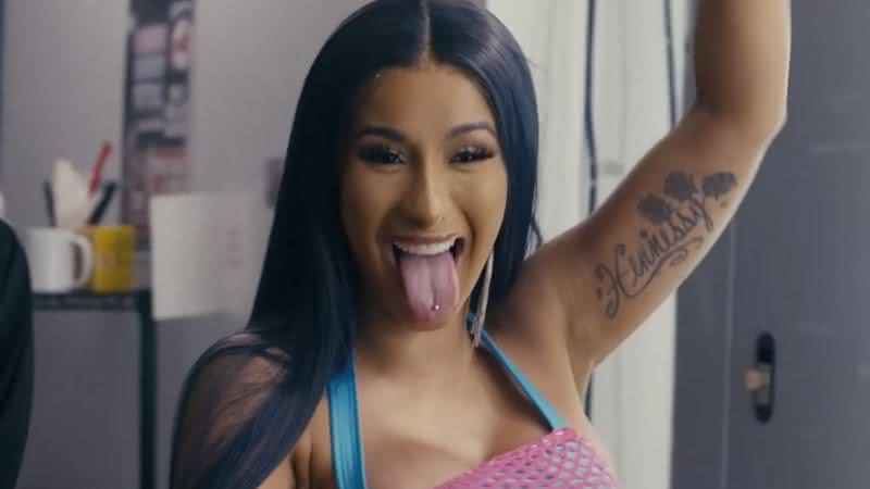 Cardi B em As Golpistas - YouTube