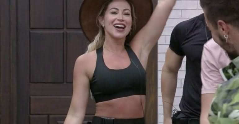 Carol Narizinho vence a terceira Prova do Fazendeiro de A Fazenda 12 - Reprodução/PlayPlus