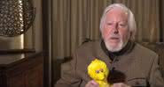 Caroll Spinney em entrevista para a emissora CBC - YouTube