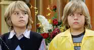 Ao lado do irmão Dylan, Cole Sprouse ficou conhecido após protagonizar a série Zack & Cody: Gêmeos em Ação, da Disney - Disney