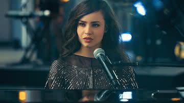 "Continência ao Amor": Sofia Carson mostra final alternativo de performance; veja - Divulgação/Netflix