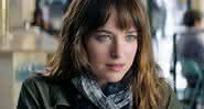 Dakota Johnson estaria negociando para estrelar "Madame Teia" - Divulgação/Universal Pictures