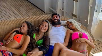 Dan Bilzerian em publicação nas redes sociais - Instagram