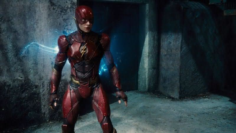 Andy Muschietti revela detalhes do novo uniforme do Flash - Divulgação/Warner Bros. Pictures