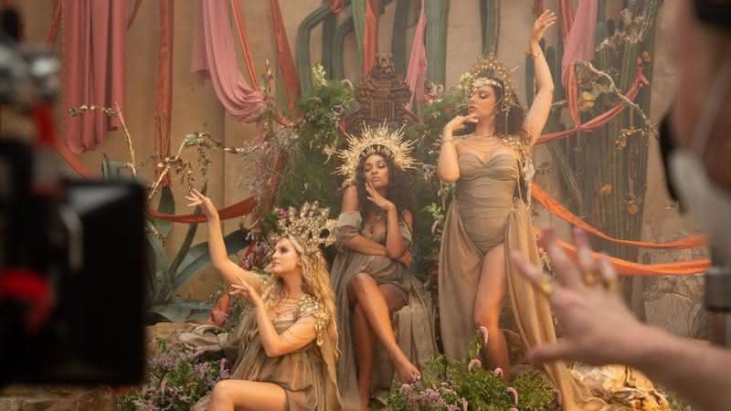 Little Mix lança "Love (Sweet Love)", faixa inédita do novo álbum - Reprodução/Instagram