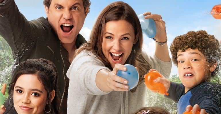 Em "Dia do Sim", Jennifer Garner e Edgar Ramírez se envolvem em muitas aventuras após concordarem em dizer apenas "sim" para os filhos - Divulgação/Netflix