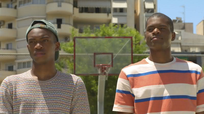 Disney+ lança trailer de "Rise", filme baseado na história real da jornada dos Antetokounmpos; assista - Divulgação/Disney+