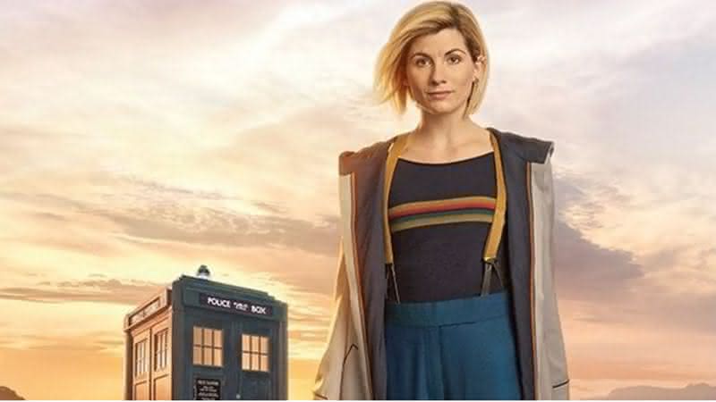 Jodie Whittaker em cartaz de Doctor Who - Divulgação/BBC