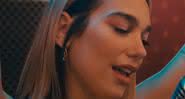 Dua Lipa no teaser de Don't Start Now - YouTube