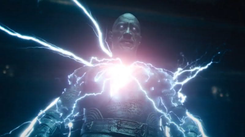 Dwayne Johnson é o protagonista de "Adão Negro" - Divulgação/Warner Bros.