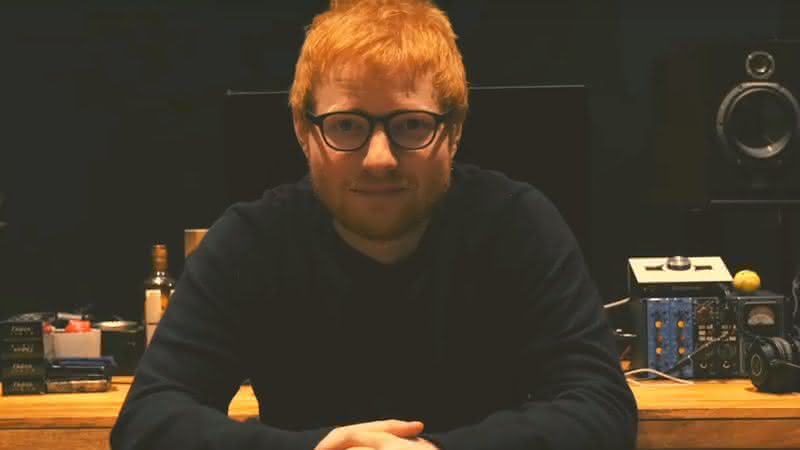 Ed Sheeran recebeu um prêmio por ter acumulado 12 trabalhos em #1 - Reprodução/YouTube