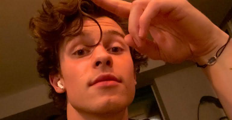 Shawn Mendes em foto publicada em seu perfil - Instagram