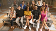 Elenco original de "High School Musical" se reúne em primeiras imagens de reunião em "High School Musical: A Série: O Musical", do disney+ - Divulgação/Disney+
