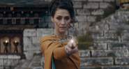 Em "Animais Fantásticos: Os Segredos de Dumbledore", Vicência Santos (Maria Fernanda Cândido) comanda o Ministério da Magia brasileiro - Reprodução/Warner Bros. Pictures