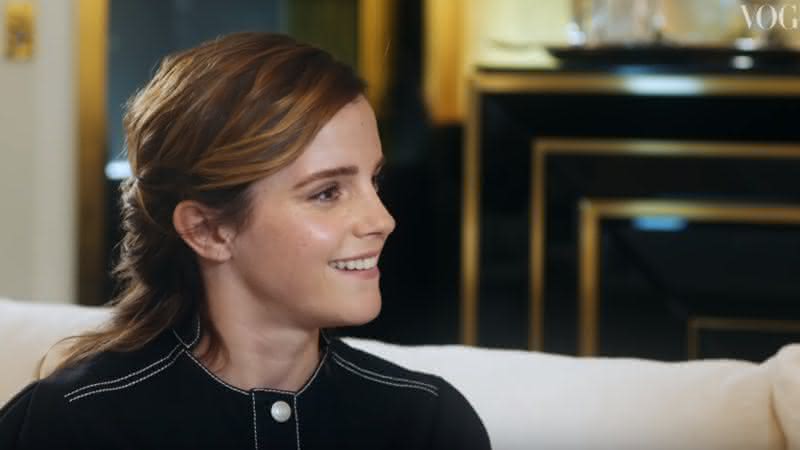 Emma Watson durante entrevista para a Vogue Britânica - YouTube