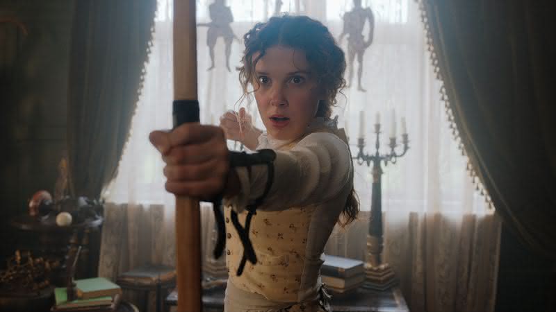 Millie Bobby Brown como Enola Holmes - Divulgação Netflix