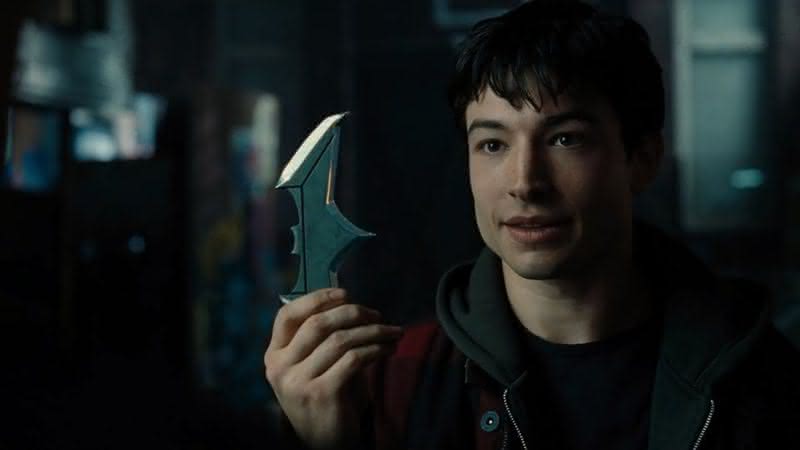 Ezra Miller interpreta o Flash no DCEU - Divulgação/Warner Bros.