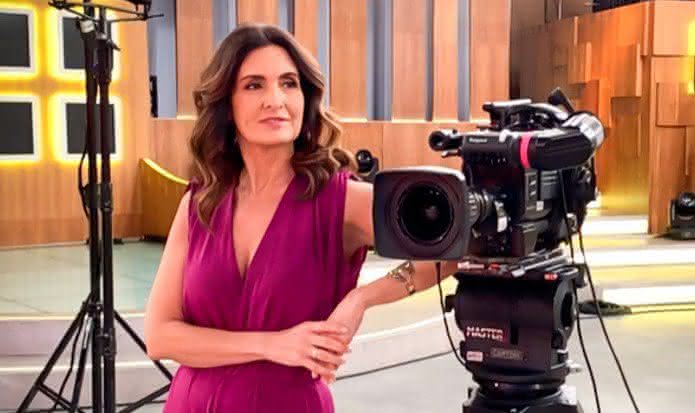 Fátima Bernardes nos bastidores do Encontro - Instagram