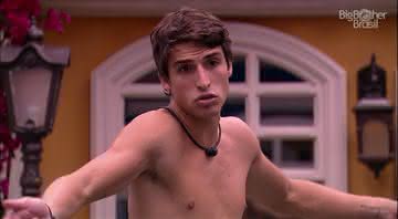 Felipe Prior na casa do BBB20 - Globoplay